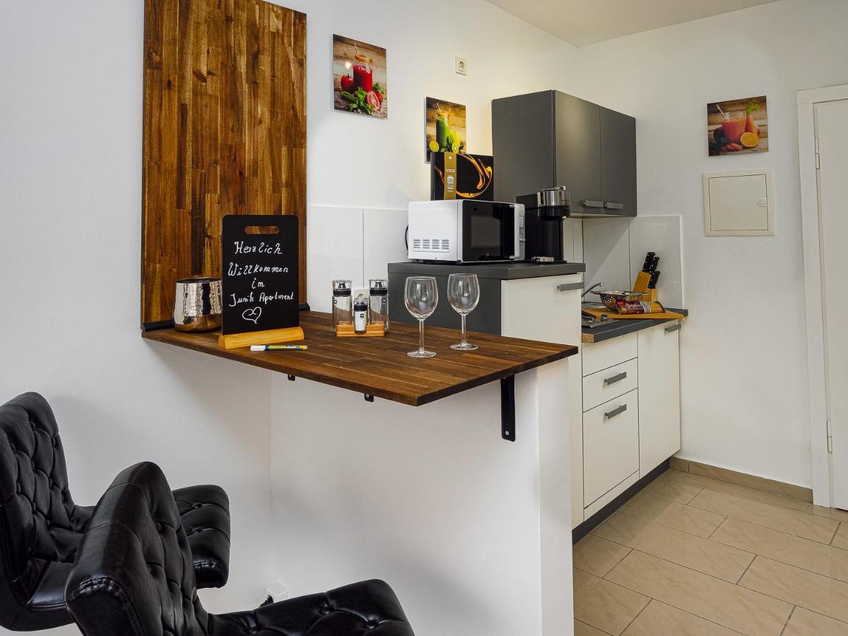 Gemuetliche & Individuelle Ferienwohnungen In Krefeld - Junik Apartments Kültér fotó