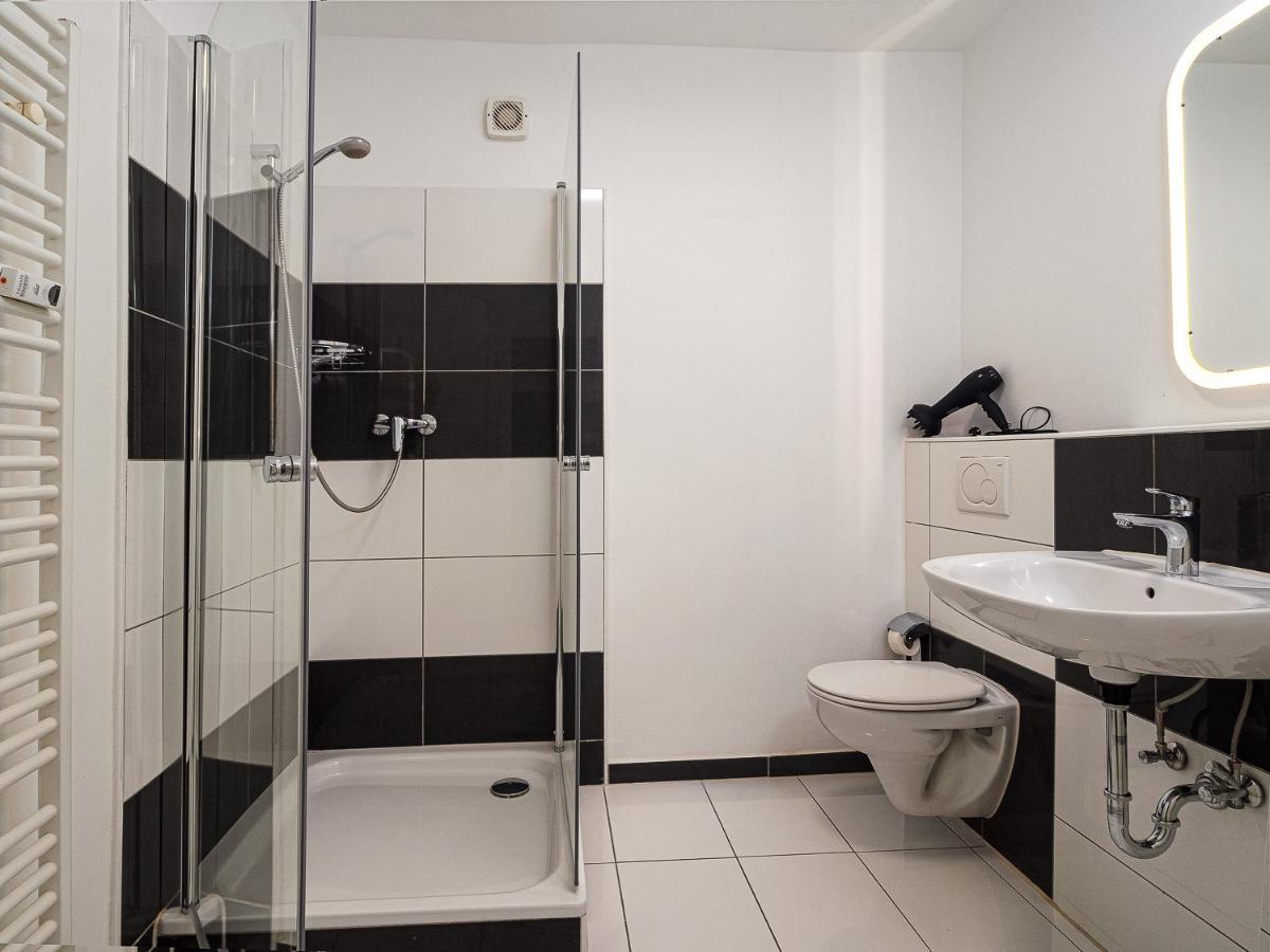 Gemuetliche & Individuelle Ferienwohnungen In Krefeld - Junik Apartments Kültér fotó