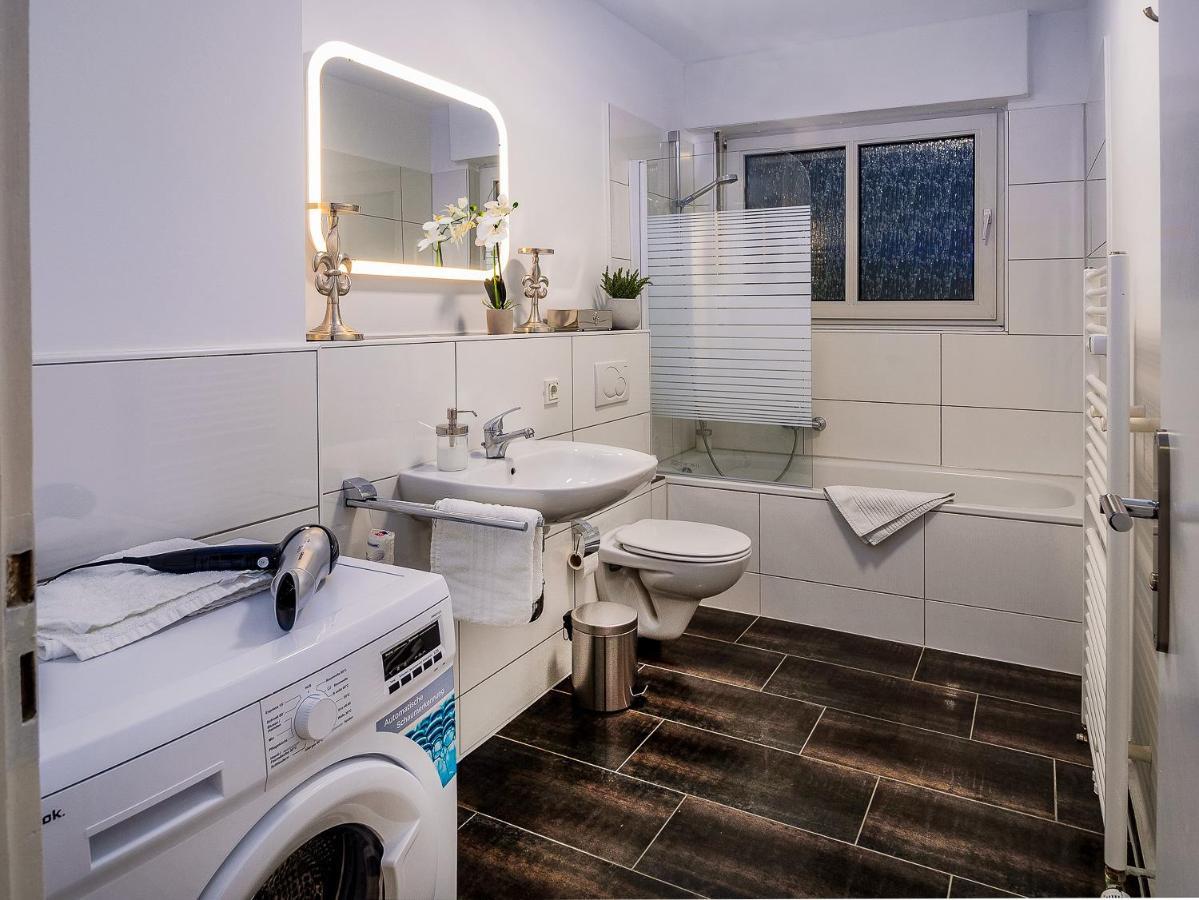 Gemuetliche & Individuelle Ferienwohnungen In Krefeld - Junik Apartments Kültér fotó