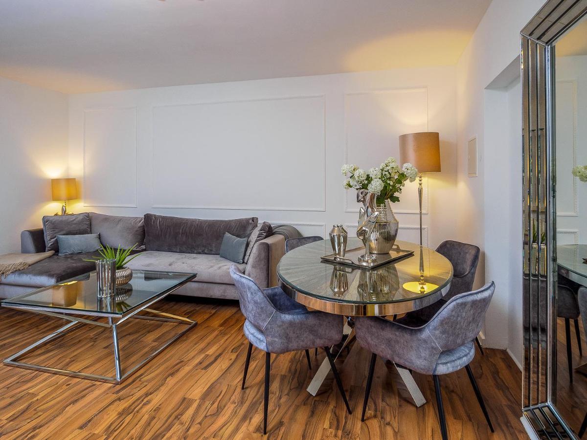 Gemuetliche & Individuelle Ferienwohnungen In Krefeld - Junik Apartments Kültér fotó