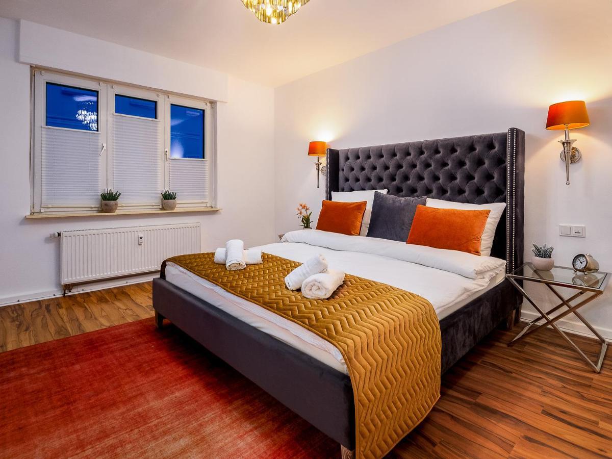 Gemuetliche & Individuelle Ferienwohnungen In Krefeld - Junik Apartments Kültér fotó